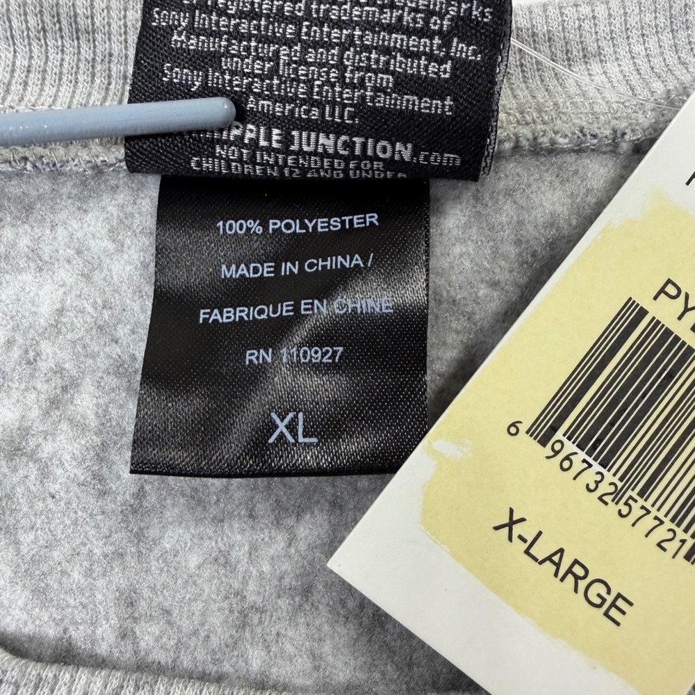 PlayStation Sweatshirt Mens XL Gray Holiday Fair Isle Gamer Pullover - Picture 5 of 9